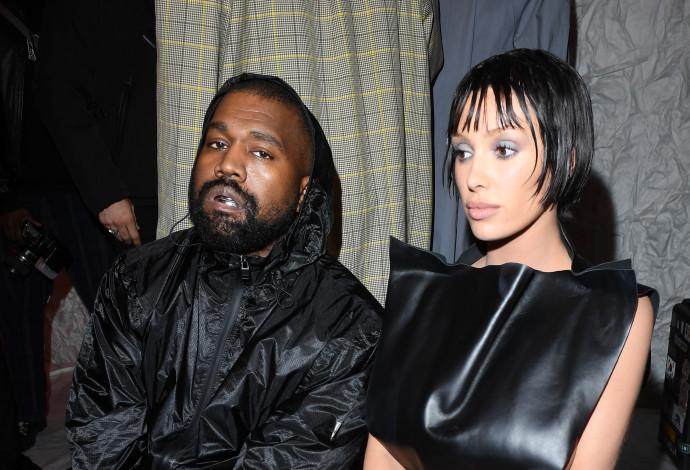 קניה ווסט ואישתו ביאנקה (צילום:   Alessandro Levati/Getty Images for Marni Srl)