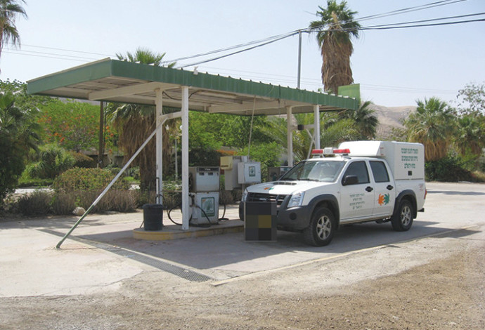 תחנת הדלק (צילום:  המשרד להגנת הסביבה)