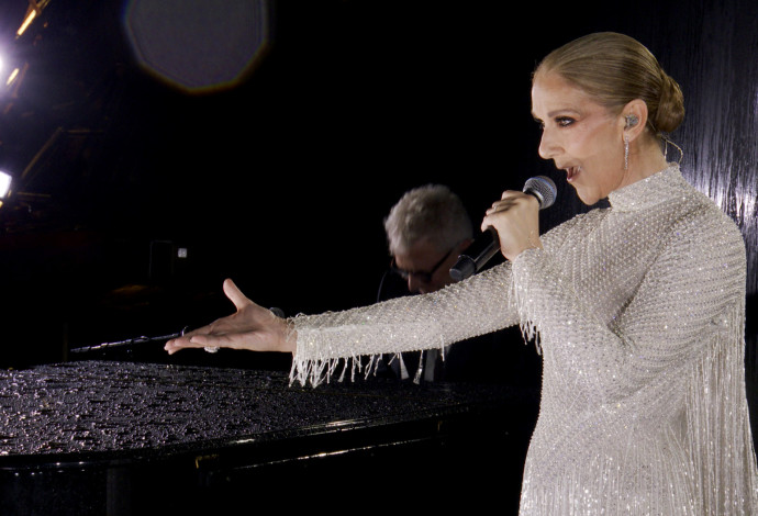 סלין דיון בטקס פתיחת אולימפיאדת פריז (צילום:  Getty images)