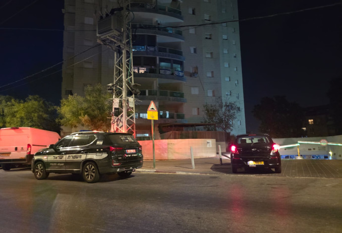 משטרה בפתח תקווה (צילום:  דוברות המשטרה)