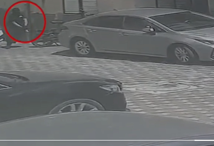 החיסול במספרה בטורעאן (צילום:  דוברות המשטרה)
