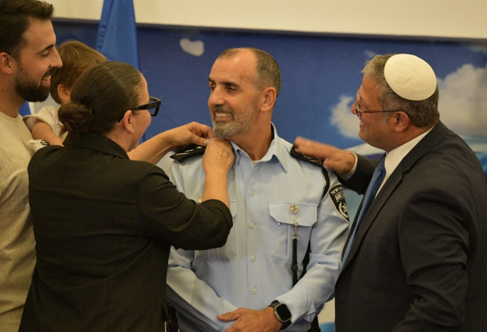 השבעת המפכ"ל ה-20 דני לוי (צילום:  דוברות המשטרה)