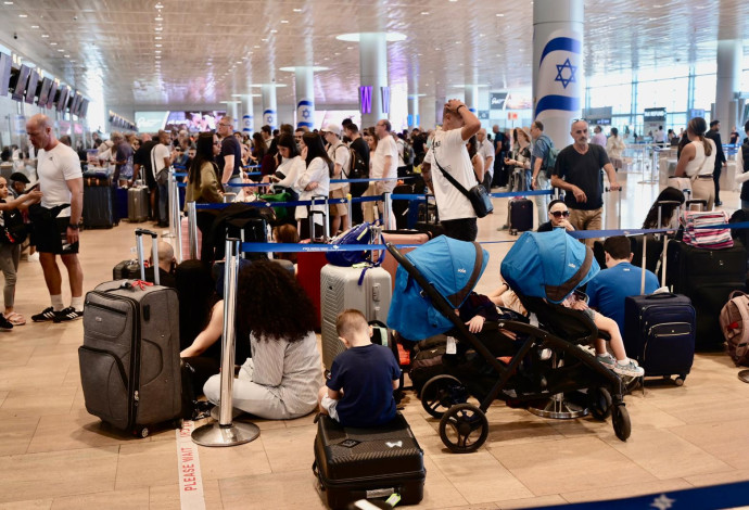 שיבושים בנתב"ג (צילום:  אבשלום ששוני)