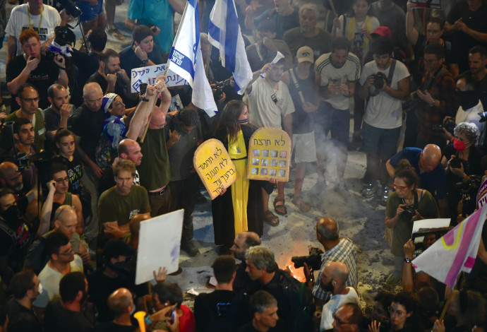 Tüntetések a túszok szabadon bocsátásáért – Fotó: Avshalom Sasoni