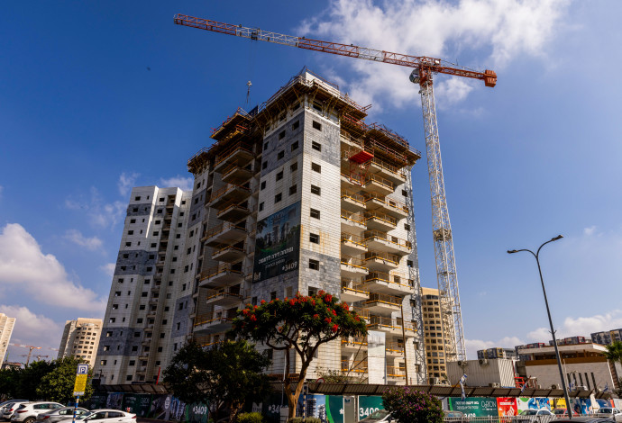 פרויקט בבנייה באור יהודה (צילום:  יוסי אלוני פלאש 90)
