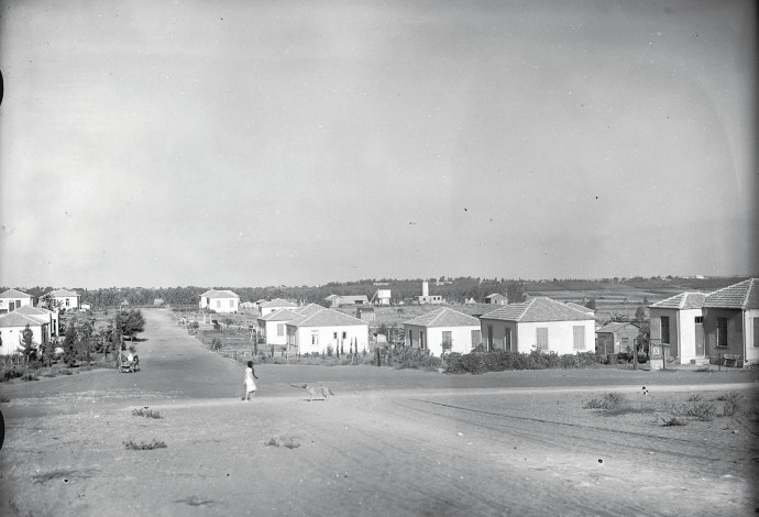 שכונת בורוכוב בגבעתיים 1926 (צילום:  ארכיון קק"ל)