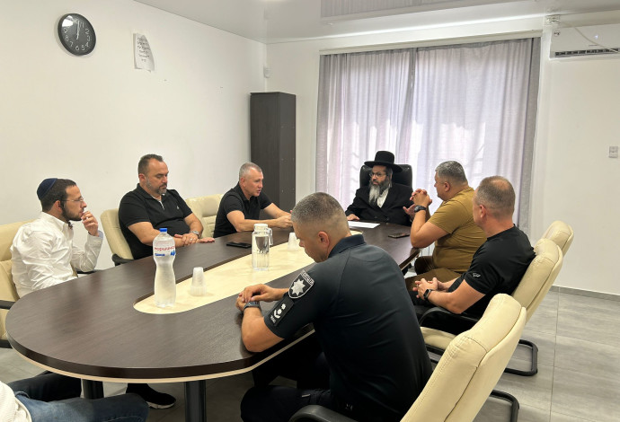 היערכות לקראת הגעת  מתפללים לאומן בראש השנה  (צילום:  מרכז ברסלב באומן)
