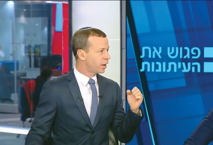 עמית סגל (צילום:  צילום מסך חדשות 12)