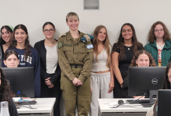 מאות נערים מהפריפריה יתגייסו לחוד החנית הטכנולוגית של צה"ל (צילום:  יח"צ "בנתיבי אודי")