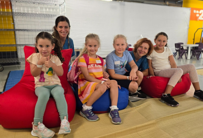  השמרטפייה התת קרקעית. מוטיבציה עצומה של הסייעות (צילום:  בית החולים רמב"ם)