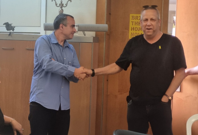 גדי ירקוני עם אייל צפריר (צילום:  דניאל משאבי אנוש)