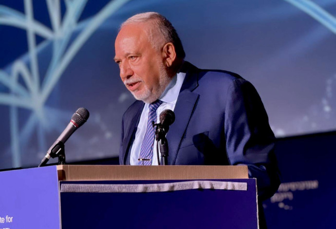 אביגדור ליברמן  (צילום:  ללא קרדיט)