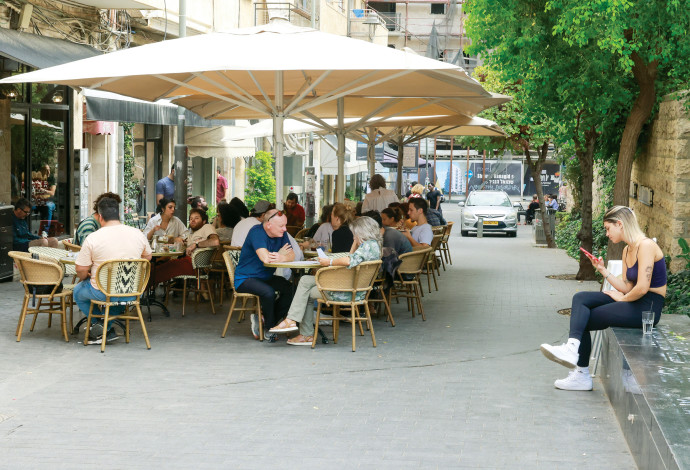 בית קפה (צילום:  מרק ישראל סלם)