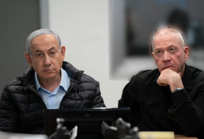 נתניהו וגלנט בבור בקריה במהלך התקיפה באיראן (צילום:   אריאל חרמוני, משרד הביטחון)