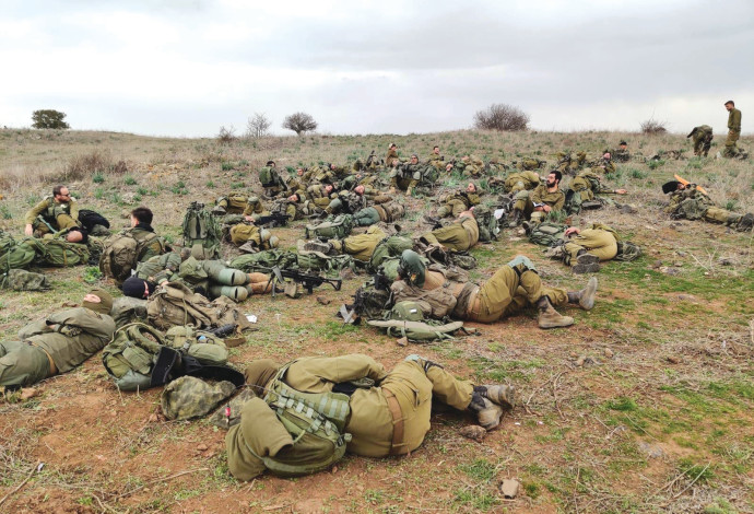 סעדיה. מנוחת הלוחמים  (צילום:  באדיבות הפלוגה)
