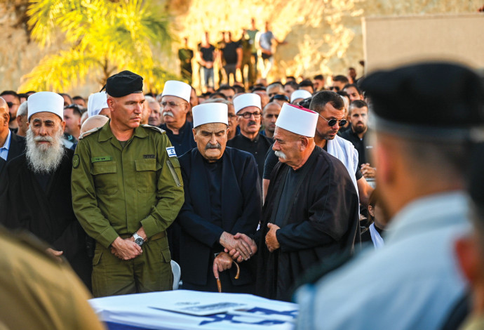 הלווייתו של אחסאן דקסה (צילום:  מיכאל גלעדי, פלאש 90)