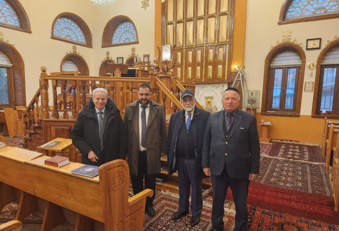 מפגש בין דתי באזרבייג'ן (צילום:  באדיבות הקהילה היהודית באקו)