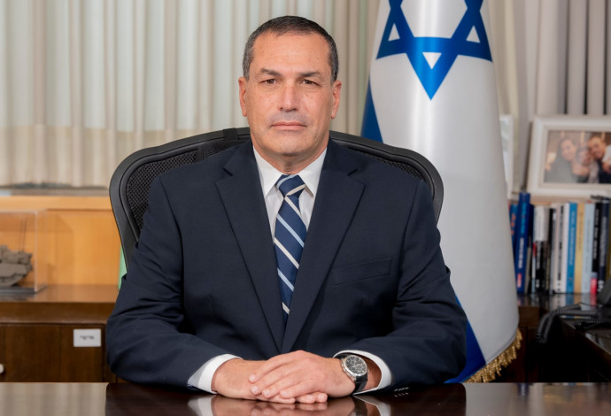 אלוף במיל' אייל זמיר (צילום:  אגף דוברות וקשרי ציבור במשרד הביטחון)