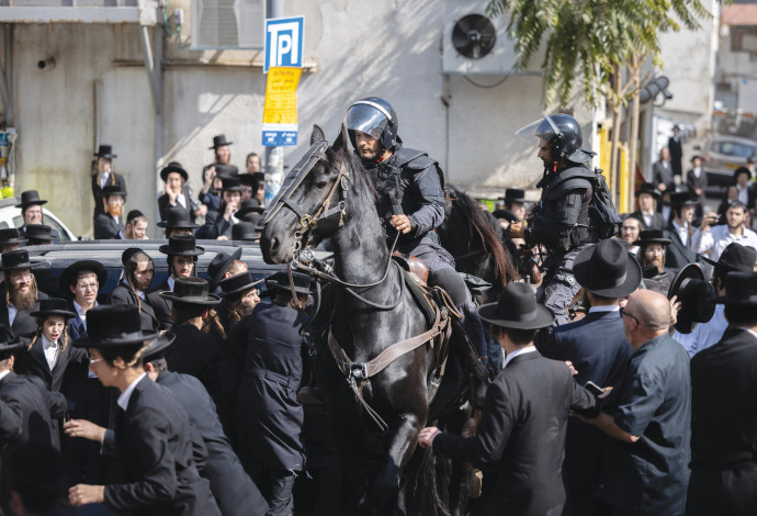 הפגנת חרדים בירושלים (צילום:  חיים גולדברג, פלאש 90)