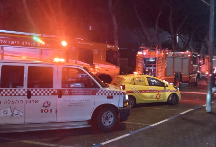 ניידת מד"א בזירת האירוע (צילום:  תיעוד מבצעי מד"א)