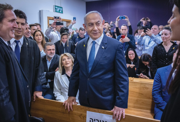 בנימין נתניהו בבית המשפט (צילום:  חיים גולדברג, פלאש 90)