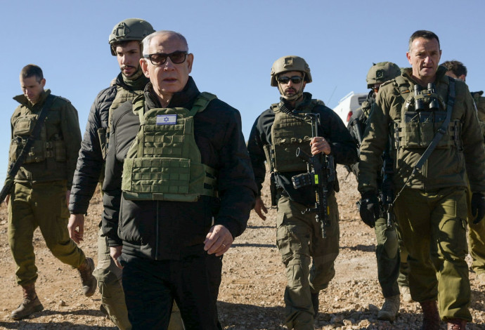 בנימין נתניהו בחרמון הסורי (צילום:  מעיין טואף, לע"מ)