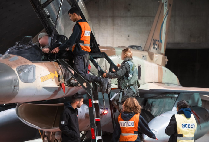 כוחות צה"ל לפני היציאה לתקיפה בתימן (צילום:  דובר צה"ל)