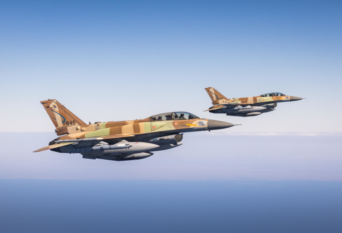 מטוסי חיל האוויר בשמי המזרח התיכון (צילום:  דובר צה"ל)