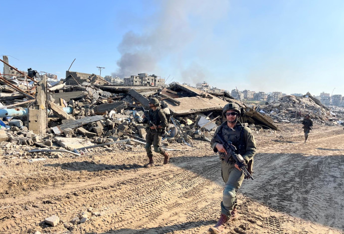 כוחות צה"ל ברצועת עזה (צילום:  אבי אשכנזי)