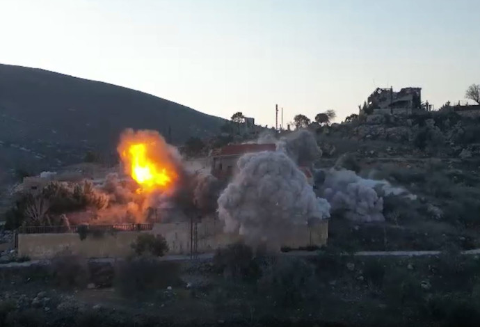 השמדת תשתיות טרור של חיזבאללה בדרום לבנון (צילום:  דובר צה"ל)