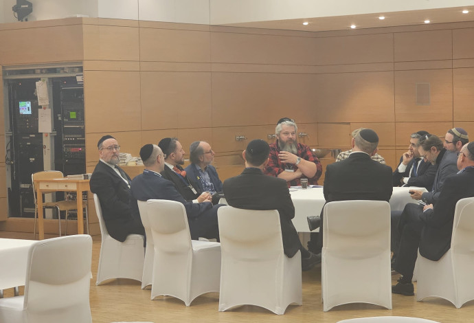 הקהילה היהודית בדיסלדורף (צילום:  ג'וש ארונסון)