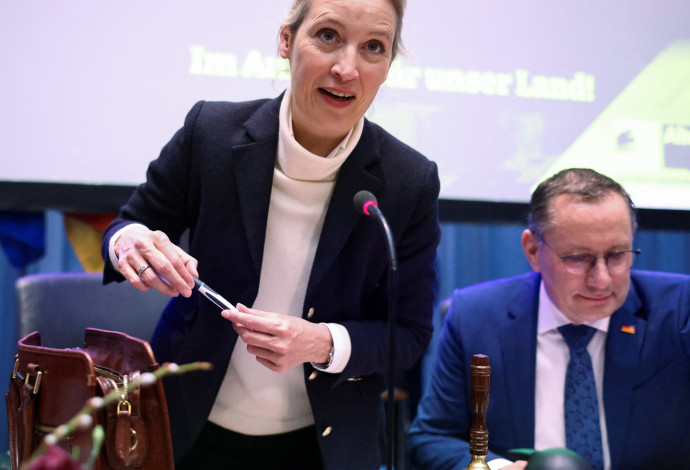 ישיבת מפלגת הימין הקיצוני AFD בגרמניה לאחר הבחירות (צילום:  רויטרס)