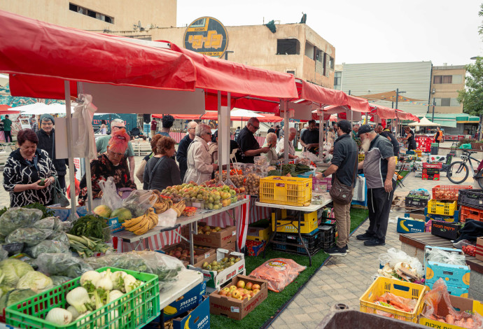 שוק האיכרים בבאר שבע  (צילום:  דניאל יאסנו)