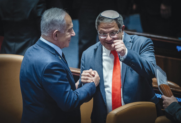 איתמר בן גביר ובנימין נתניהו (צילום:  יונתן זינדל פלאש 90)