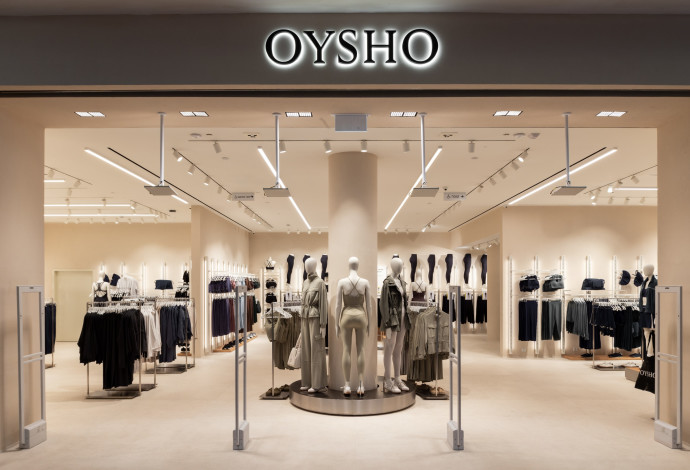 OYSHO בעזריאלי (צילום:  שי אזולאי)