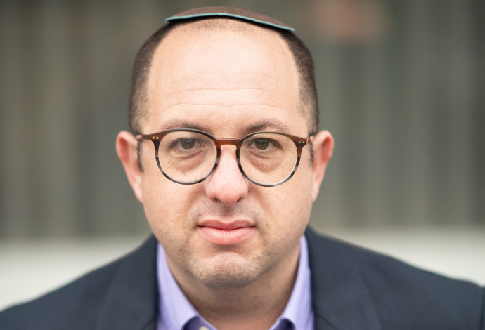 צביקה קליין (צילום:  ישראל ברדוגו)