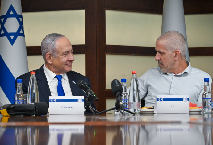 בנימין נתניהו, רונן בר (צילום:  קובי גדעון, לע"מ)