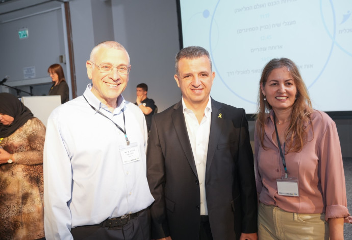 סיגל פרץ יהלומי כרמל שאמה והרב בני לאו (צילום:  רונן ג'ורג')