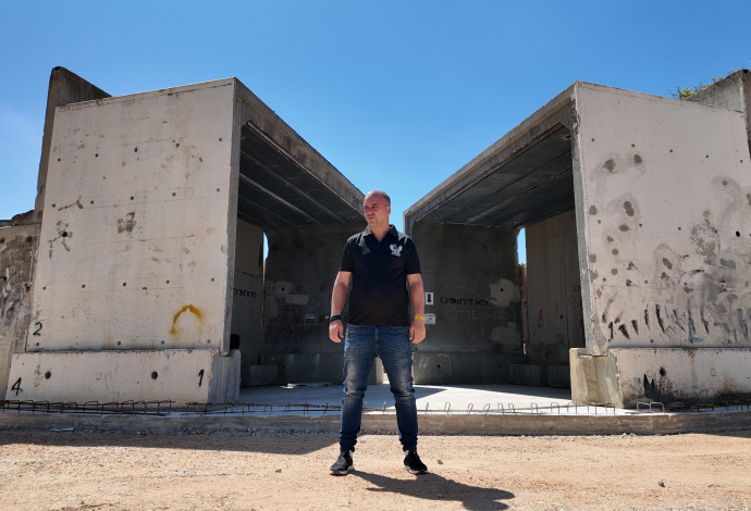 רוני פרץ אביו של רס"ן רז פרץ ז"ל  (צילום:  אסף אלישע)