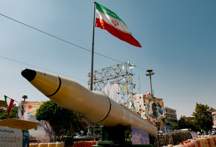 טיל בליסטי איראני (צילום:   HOSSEIN BERIS/Middle East Images/AFP via Getty Images)