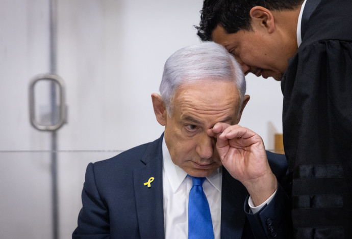 בנימין נתניהו בבית המשפט (צילום:  מרים אלסטר, פלאש 90)