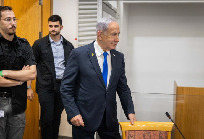 בנימין נתניהו בבית המשפט (צילום:  Hadas Parush/Flash90)