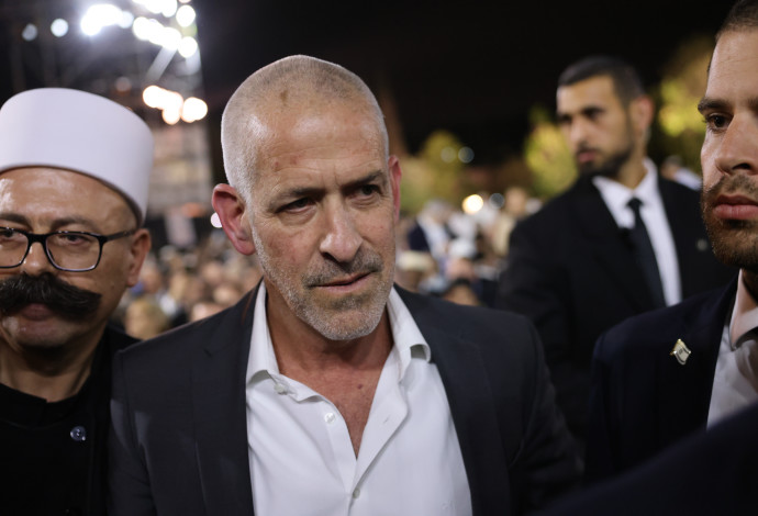 רונן בר בטקס יום הזיכרון לשואה ולגבורה, תשפ"ה (צילום:  חיים גולדברג, פלאש 90)