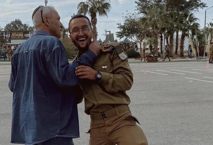  אורי יצחק אילוז ואביו שי (צילום:  באדיבות המשפחה)