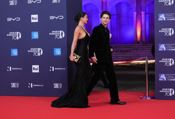 קיילי ג'נר וטימותי שאלאמה (צילום:  Vittorio Zunino Celotto/Getty images)