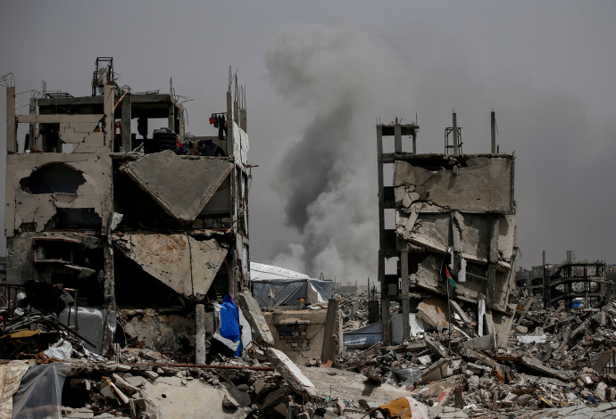 תקיפות ברצועת עזה (צילום:  REUTERS/Mahmoud Issa)