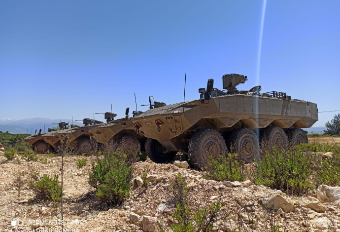 נגמ"שי איתן  (צילום:  אגף דוברות וקשרי ציבור, משרד הביטחון)