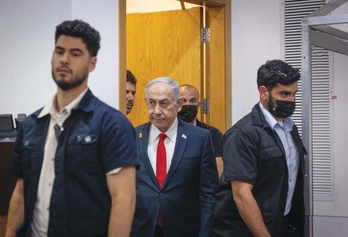 בנימין נתניהו בבית המשפט (צילום:  מרים אלסטר פלאש 90)