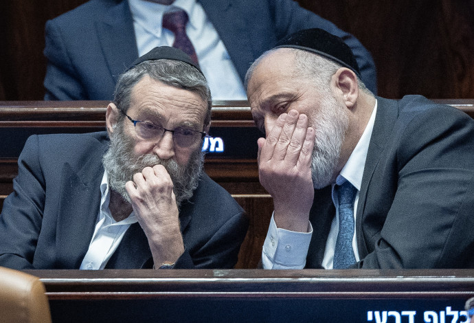 אריה דרעי, משה גפני (צילום:  יונתן זינדל, פלאש 90)