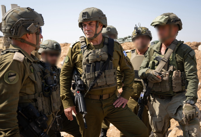הרמטכ"ל אייל זמיר בעזה (צילום:  דובר צה"ל)
